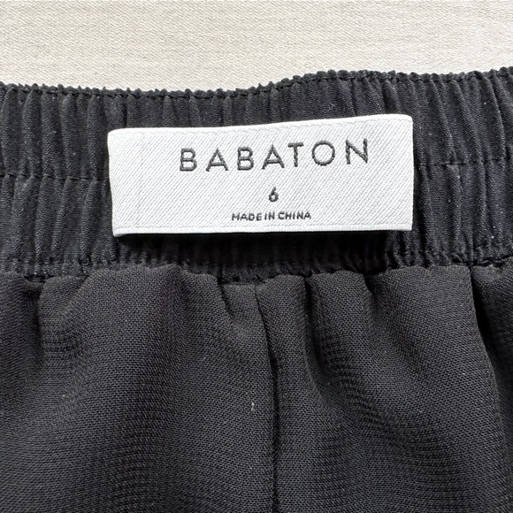 Aritzia Silk Short - Picture 4 of 5